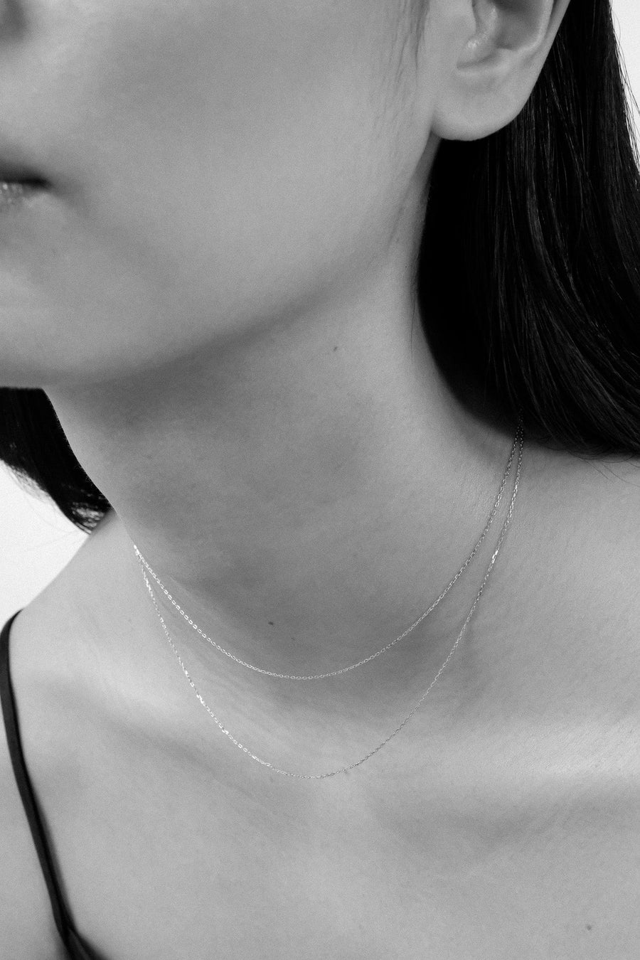 Skin chain layer necklace